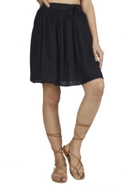 Bestickter Boho Minirock - Schwarz Modell 1 -Modebekleidungsgeschäft 47618 h 22 ago2395