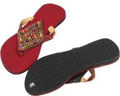 Exotische Flip Flops Mit Gummisohle Und Bunten Holzperlen - Rot -Modebekleidungsgeschäft 53315 t 11 21 sandalen 2