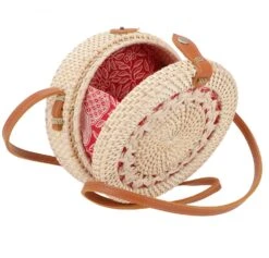 Geflochtene Handtasche, Korbtasche, Rattantasche, Balitasche Rund - Modell 3 - 20x20x7 Cm Ø20 Cm 13 Geflochtene Handtasche, Korbtasche, Rattantasche, Balitasche Rund - Modell 3 - 20x20x7 Cm Ø20 Cm -Modebekleidungsgeschäft tisy 18 bali taschen und bekleidung 12